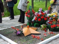 На воинском мемориальном кладбище п.г.т. Мурмаши в рамках всероссийской акции «Свеча памяти» состоялся митинг, приуроченный к 75-й годовщине начала Великой Отечественной войны 1941-1945 г.г.